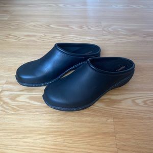 Nursing Clogs *BRAND NEW*